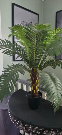 artificial palm (pot not included)