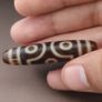 Antique 6 Eyes Himalayan Tibetan Agate Dzi Bead Amulet Image 4