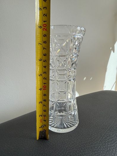 Vintage hand-cut lead crystal flower vase.