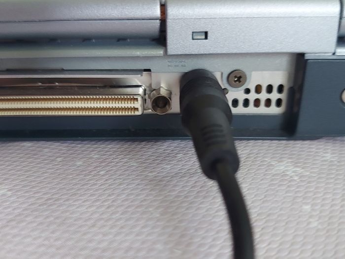 Rare Vintage Fujitsu Siemens Lifebook, E Series, FPC07048B Part number CP127259, Running Windows 2000 Professional, uses 3.5 floppy disk, 20GB HDD, amd all the connecting Ports from 30 years ago Era