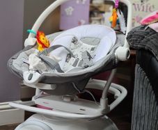 baby rocker/swing chair
