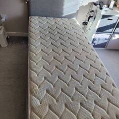 Single bed