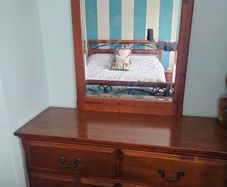 Solid wood chest of drawers