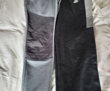Two mens tracksuit bottoms. 25 euro each