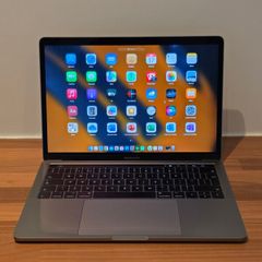 Macbook Pro 13in touchbar