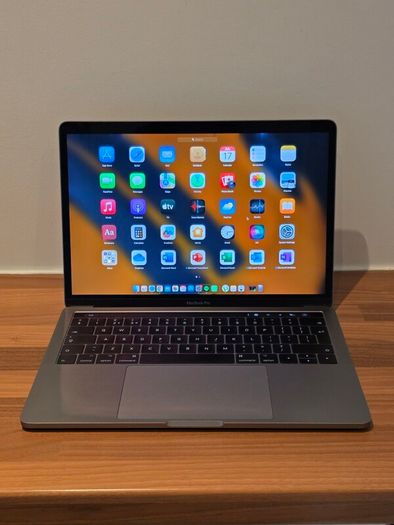 Macbook Pro 13in touchbar