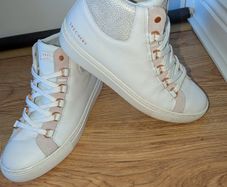 Women Trainers