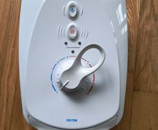 TRITON  T100E electric shower