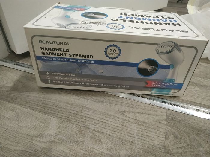 Handheld Garment steamer