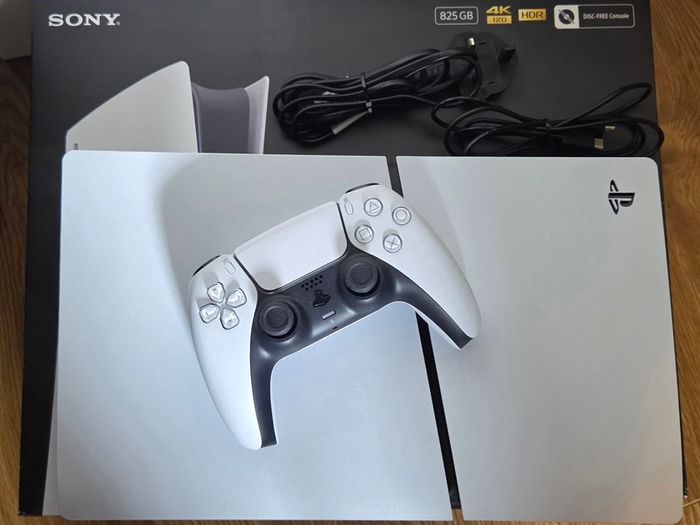 Playstation 5 (PS5) - Digital Edition