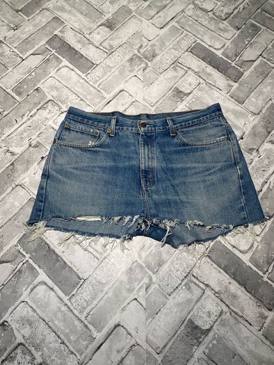 Levi's Ladies Denim Shorts W36 L14/UK16    J-B