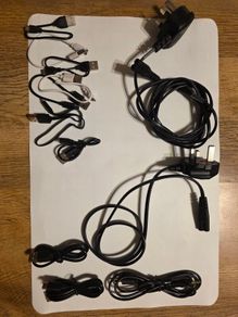 Cables: iec C7, USB C, Micro USB, P2