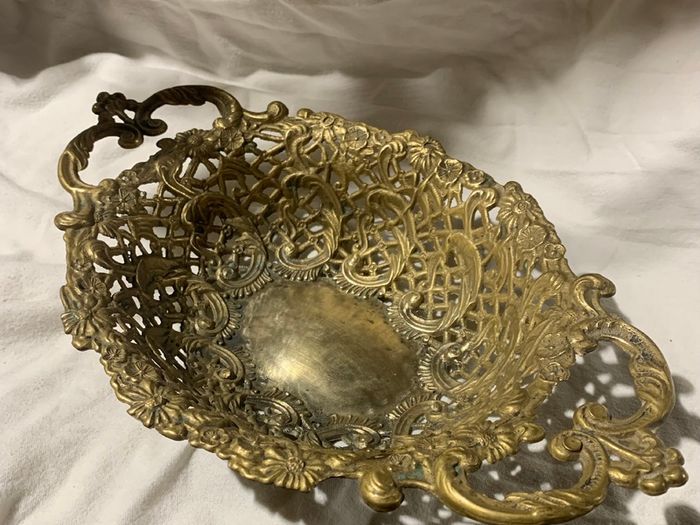 Brass fruit bowl