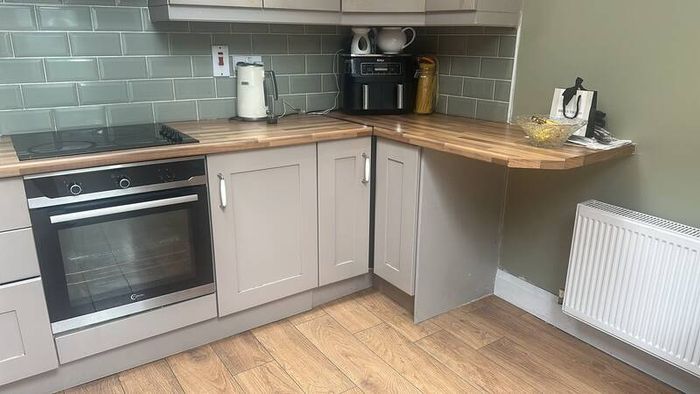 Full Kitchen