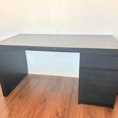 Black Office Desk