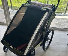 Thule Chariot Cab 2 Versatile Bike Trailer and Stroller