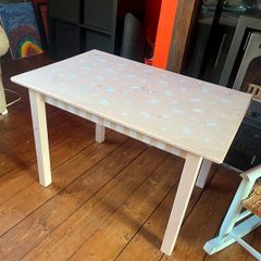 Kids Table