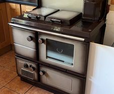 Stanley Super Star 9 Solid Fuel Range
