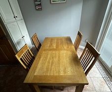 Oak Table and 4 chairs
