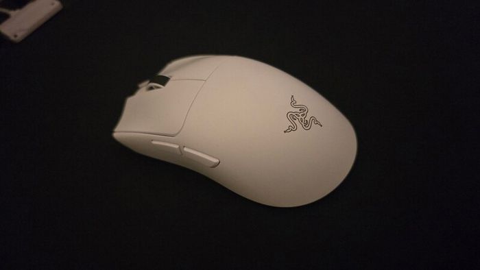 Razer Viper V3 Pro Wireless - White