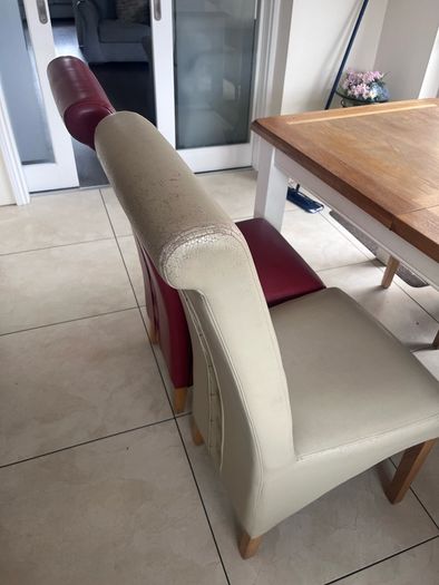 Extendable Dining Table with 6 chairs