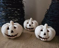 3 terracotta pumpkins - beige