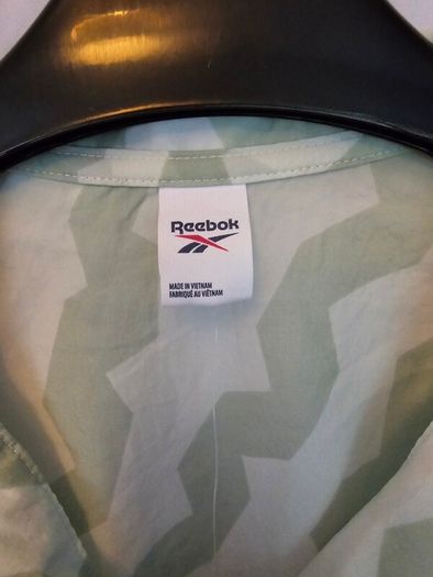 Reebok Green Wave Print Shirt
