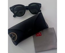 Ray Ban RB2192 Roundabout black Sunglasses