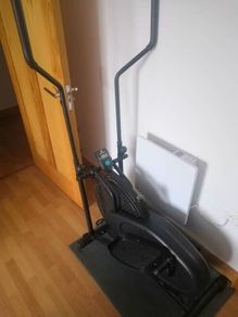 Cross trainer