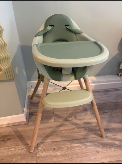Mamas and Papas Highchair in Shade Eucalyptus