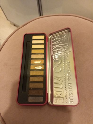 Semi used make up palette