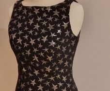 Brand new Warehouse dress size 10 RRP 77e. Free postage