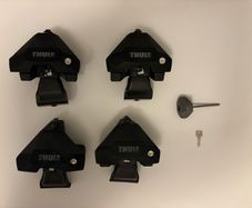 Thule Evo Clamp 7105 Foot Pack (4 Clamps) + Renault Captur Fit Kit