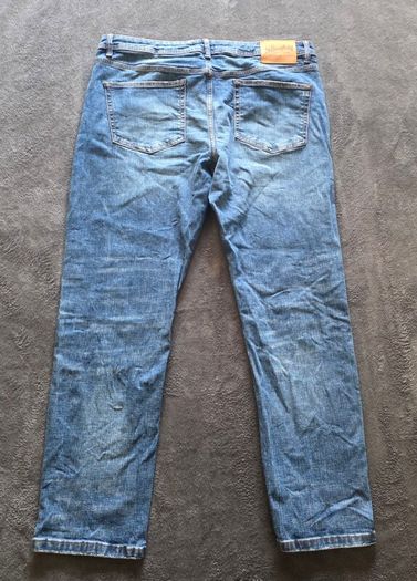 The Stronghold Selvedge Tapered Jeans Size 36, Leg 30