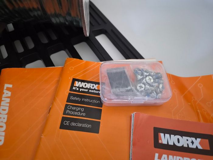 Worx Landroid WR141E Robotic lawnmower, App Controlled