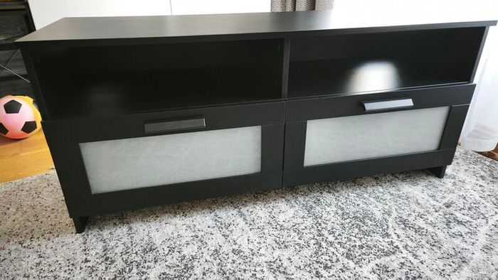 TV bench