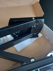 Full motion tv bracket