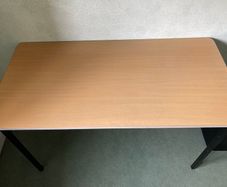 Free desk