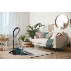 Bagless Vacuum Cleaner