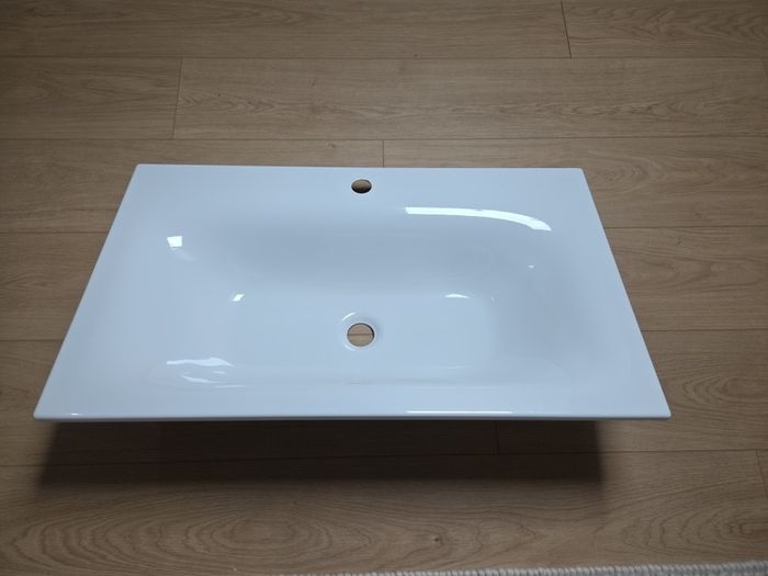 NEW BETTE BetteLux Designer Washbasin, White, Brand New