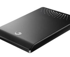 Seagate FreeAgent Go 500GB External Hard Drive 9KW2AH-500