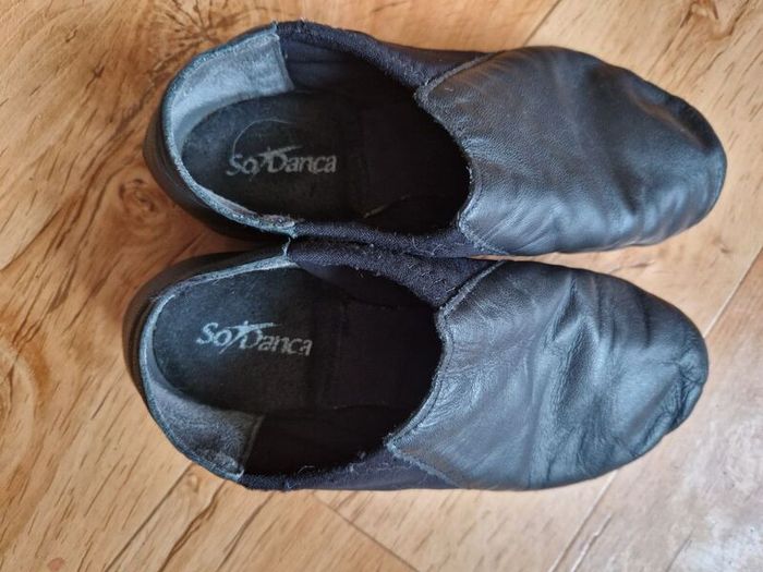 Dance shoes leather for girl size 13