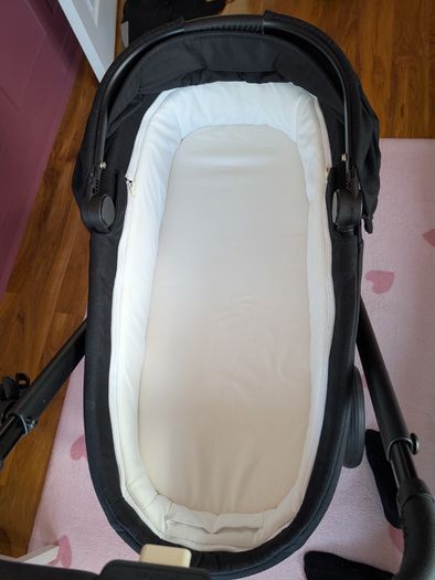 Cybex Balios pushchair bundle with Cloud T car seat.