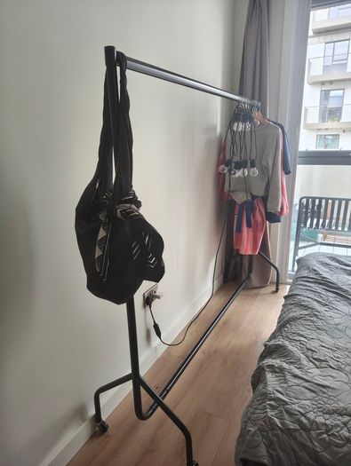 Commercial grade 6ft clothes rail
