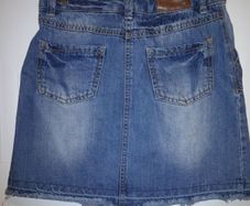 girls skirt
