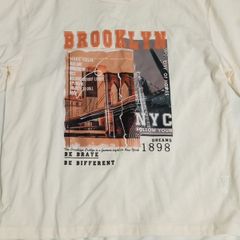 Beige tshirt brooklyn