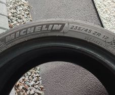 Michelin 235/45 ZR17 97Y Pilot sport 4 set of 2 preftormace tyres