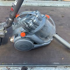 Dyson DC37