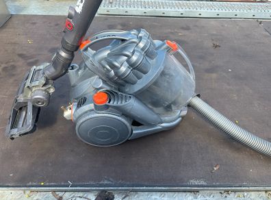 Dyson DC37