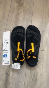 Water shoes